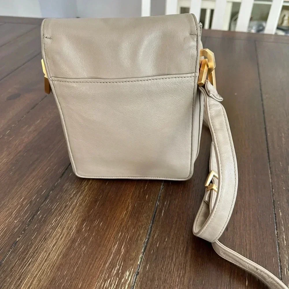 Vintage Perlina New York cross body bag